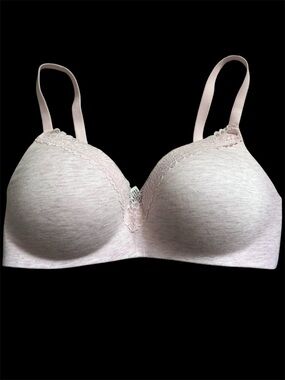 Victoria Secret Light Pink Lace Trim Comfort T-Shirt Bra